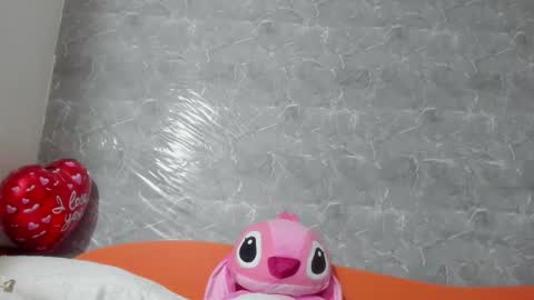 Snapshot of vanessaadol chatting on 02-28-25, 08:20 vanessaadol online show from 02-28-25, 08:20