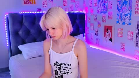 Vanessa online show from 04-04-26, 03:09