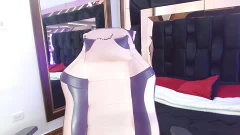 Vivi Gomez online show from 01-19-26, 12:09