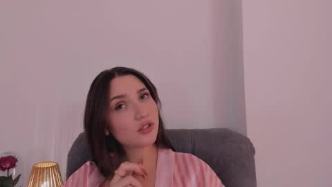 Snapshot of vanessajohnsonn chatting on 02-25-26, 01:04 vanessajohnsonn online show from 02-25-26, 01:04