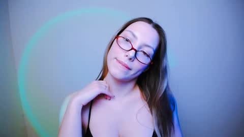 Vanessa online show from 02-14-25, 09:43