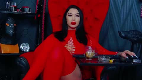 Snapshot of vanessamorningstar1 chatting on 02-19-25, 01:39 Miss Vanessa online show from 02-19-25, 01:39