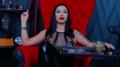 Snapshot of vanessamorningstar1 chatting on 02-21-25, 01:11 Miss Vanessa online show from 02-21-25, 01:11