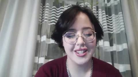 Snapshot of vanessashadow chatting on 10-19-25, 03:12 vanessashadow online show from 10-19-25, 03:12