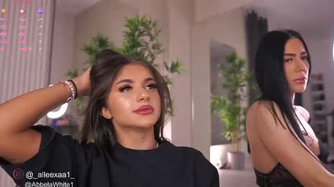 Vanessa Simon online show from 02-12-25, 06:40