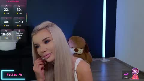 Vanessa online show from 08-05-26, 02:09