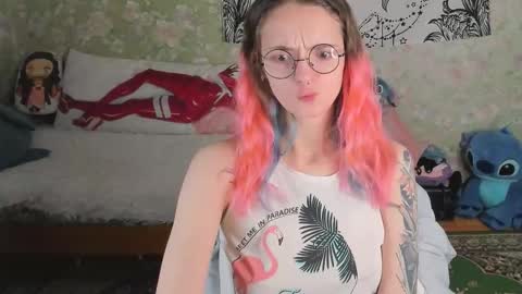 Adelina online show from 10-17-25, 01:03