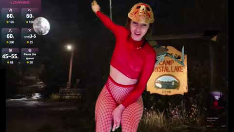 Snapshot of vanilla_skkye chatting on 02-13-26, 06:37 Skkye online show from 02-13-26, 06:37