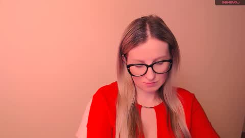 Mia online show from 02-20-26, 05:15