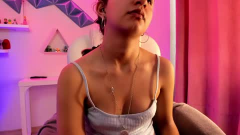 vanillafairy_ online show from 06-02-26, 08:22