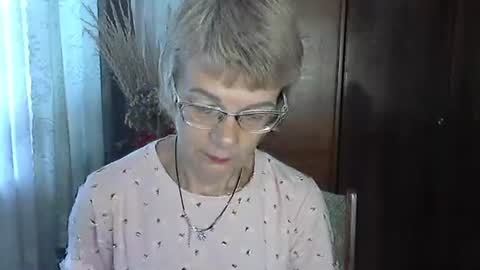 Snapshot of vanillaxcreamy chatting on 10-13-25, 07:52 Vanillaxcreamy online show from 10-13-25, 07:52