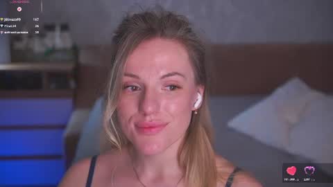 Sophie online show from 06-22-26, 03:25
