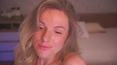 Sophie online show from 06-30-26, 11:06