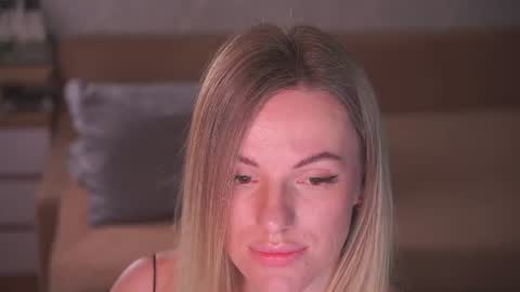 Sophie online show from 07-07-26, 10:03