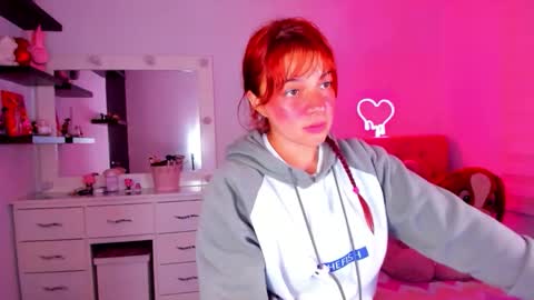 Vanesa online show from 06-07-26, 01:10