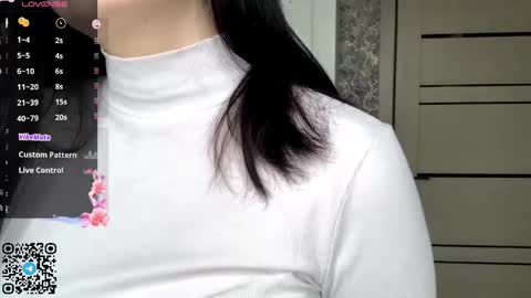 Viola online show from 04-24-26, 07:11