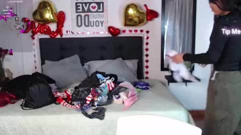 Snapshot of vannesweet_ chatting on 02-17-25, 08:47 vane online show from 02-17-25, 08:47