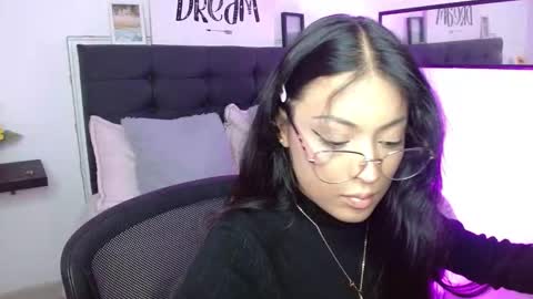 Snapshot of vannesweet_ chatting on 09-30-25, 07:41 vane online show from 09-30-25, 07:41