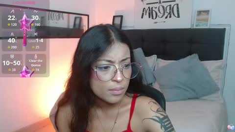 Snapshot of vannesweet_ chatting on 10-11-25, 07:45 vane online show from 10-11-25, 07:45