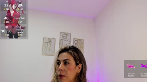 Snapshot of vannhesa chatting on 01-26-25, 03:36 Vannhesa online show from 01-26-25, 03:36