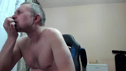 vano_822 online show from 05-12-26, 06:05