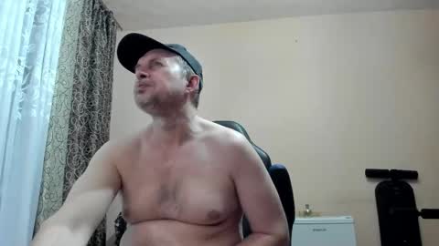 vano_822 online show from 05-14-26, 06:37