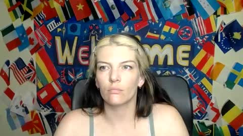 Vanessa online show from 06-22-26, 07:38