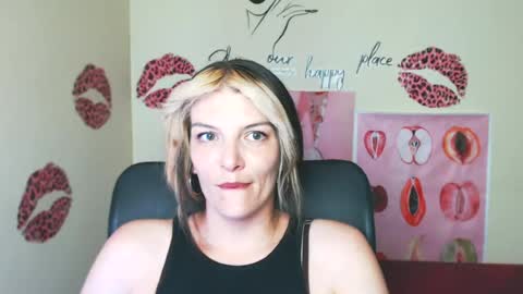 Vanessa online show from 06-26-26, 06:40