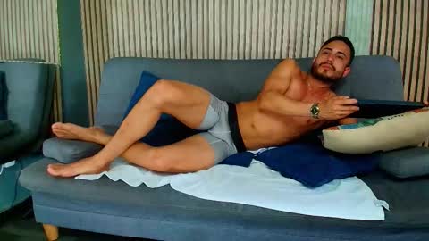 Snapshot of vans_ross chatting on 02-10-26, 07:29 Vans Ross online show from 02-10-26, 07:29