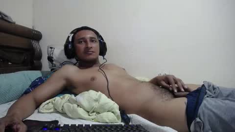 Snapshot of varmico chatting on 01-05-26, 07:17 Harold online show from 01-05-26, 07:17