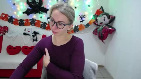 Vasilisa online show from 10-22-25, 05:30