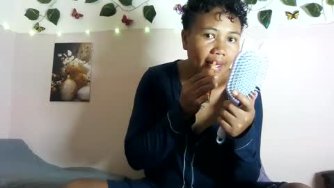 Vayannah online show from 06-07-26, 09:24