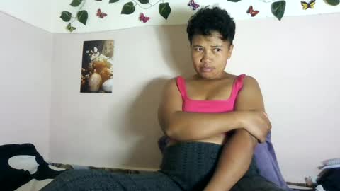 Snapshot of vayannah chatting on 06-18-26, 05:08 Vayannah online show from 06-18-26, 05:08
