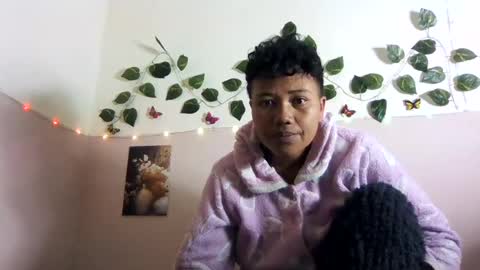 Snapshot of vayannah chatting on 07-12-26, 06:43 Vayannah online show from 07-12-26, 06:43