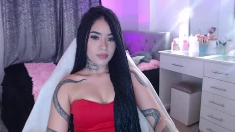 Snapshot of vayolett_bass chatting on 10-23-25, 12:54 Vayolett Bass online show from 10-23-25, 12:54