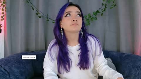 Snapshot of vayolett_dakotta chatting on 01-16-26, 02:59 Vayolett online show from 01-16-26, 02:59