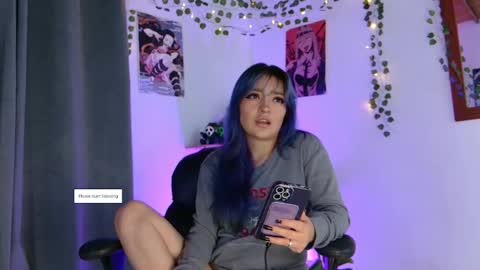 Snapshot of vayolett_dakotta chatting on 03-29-26, 04:12 Vayolett online show from 03-29-26, 04:12