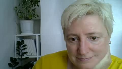 vea_motty online show from 06-14-26, 02:41