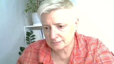 vea_motty online show from 07-28-26, 10:43
