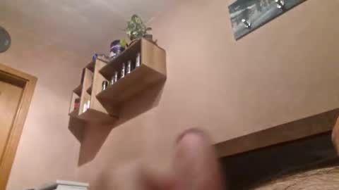Snapshot of vedierko3 chatting on 12-16-24, 02:04 vedierko3 online show from 12-16-24, 02:04