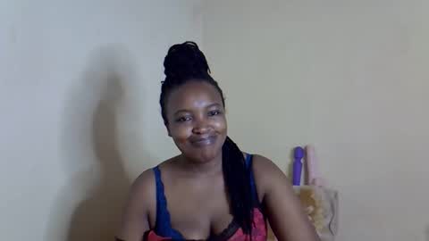 Snapshot of veesazii chatting on 11-18-25, 07:13 veesazii online show from 11-18-25, 07:13