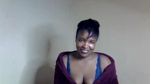 Snapshot of veesazii chatting on 02-08-26, 10:51 veesazii online show from 02-08-26, 10:51