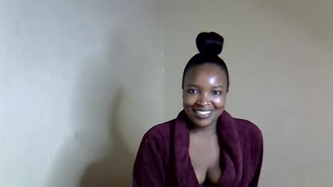 Snapshot of veesazii chatting on 02-14-26, 06:32 veesazii online show from 02-14-26, 06:32