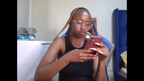 Snapshot of veey_dellah chatting on 12-19-25, 05:58 veey online show from 12-19-25, 05:58