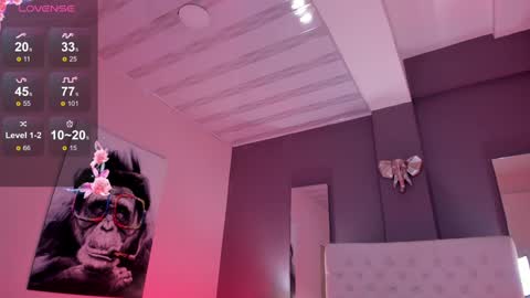 Snapshot of vega_roux chatting on 12-14-24, 08:51 VEGA online show from 12-14-24, 08:51