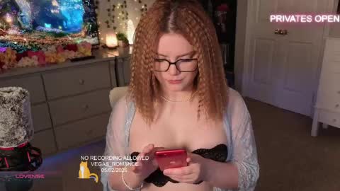 Snapshot of vegas_romance chatting on 05-03-26, 01:33 vegas_romance online show from 05-03-26, 01:33