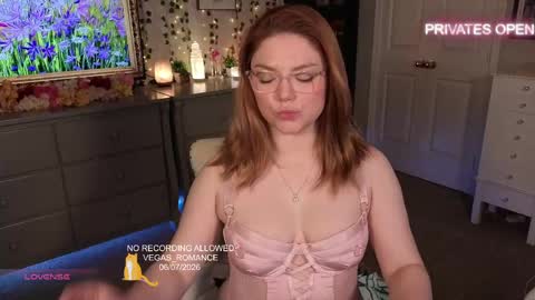 Snapshot of vegas_romance chatting on 06-08-26, 02:12 vegas_romance online show from 06-08-26, 02:12