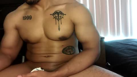 Vegas Love online show from 05-05-26, 09:12