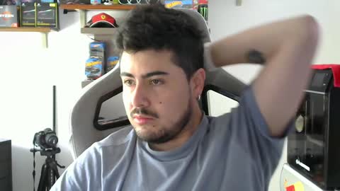 Snapshot of veils24 chatting on 12-02-24, 03:47 Charles online show from 12-02-24, 03:47