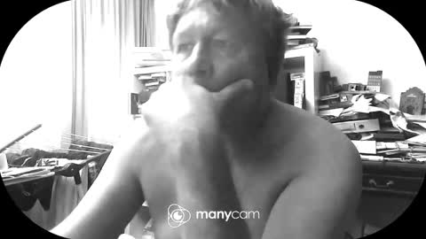 Snapshot of vejun2025 chatting on 10-27-25, 07:01 vejun2025 online show from 10-27-25, 07:01